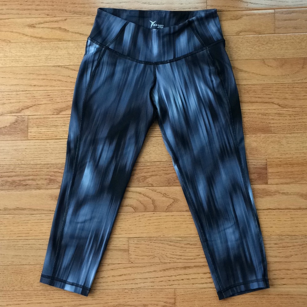 3/4 length Old Navy Athletic leggings